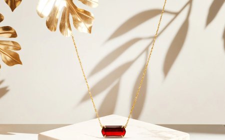 How to Style Layered Initial Necklaces with Elegance and Meaning