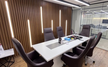 Premium Office Space in Udyog Vihar – Fully Furnished Commercial Solutions by Quattro Spaces