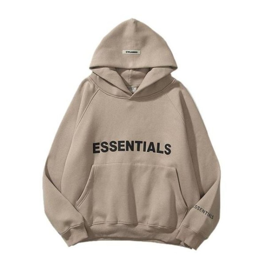 Essential Hoodie Staples: Blend Comfort and Style Seamlessly