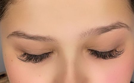 Best Aftercare Tips for Long-Lasting Professional Lash Extensions