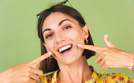 ✨ Brighten Your Smile with Professional Teeth Whitening