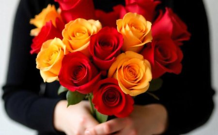 Are Personalized Flower Gifts Better Than Readymade Bouquets?